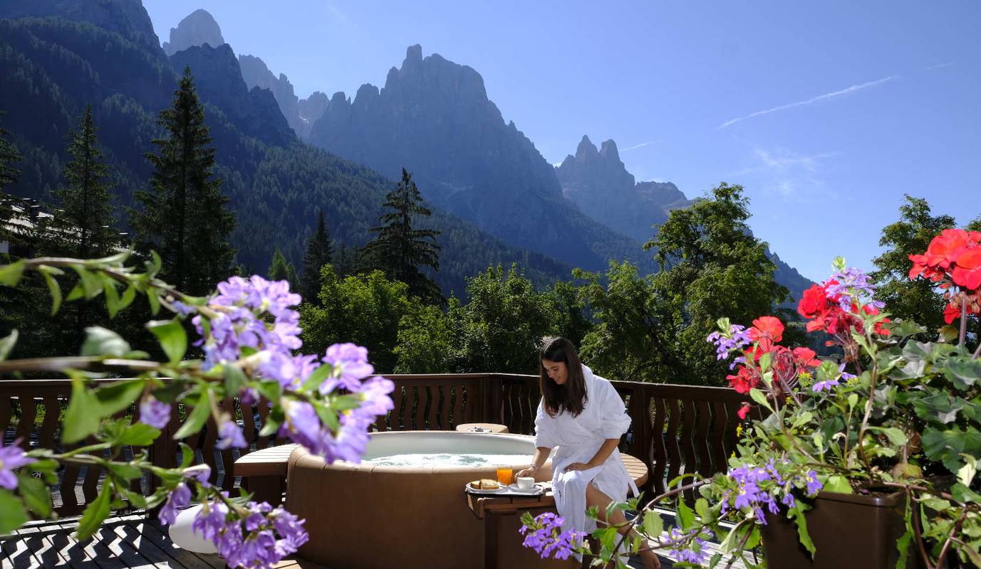 Living dolomites your way Residence Hotel Langes San Martino di Castrozza