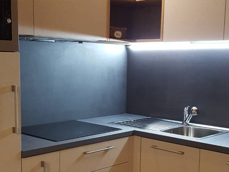 Cucina-accessoriata-matrimoniale-Bilocale-Superior-Renzo-Debertolis